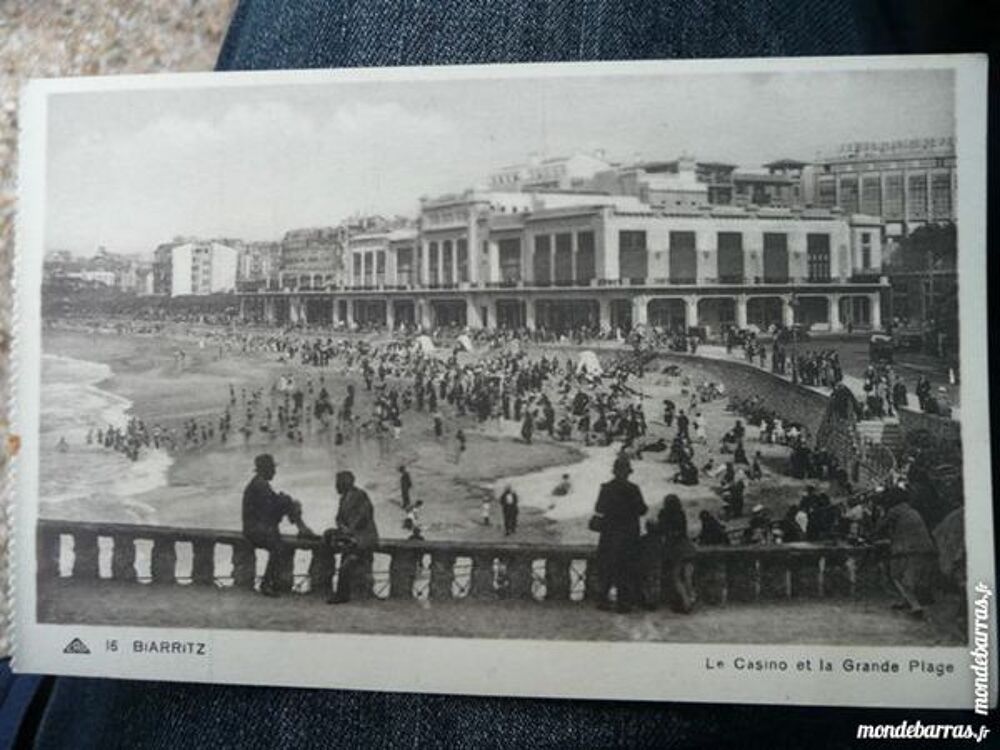 Carte postale Biarritz Le Casino et grande plage 