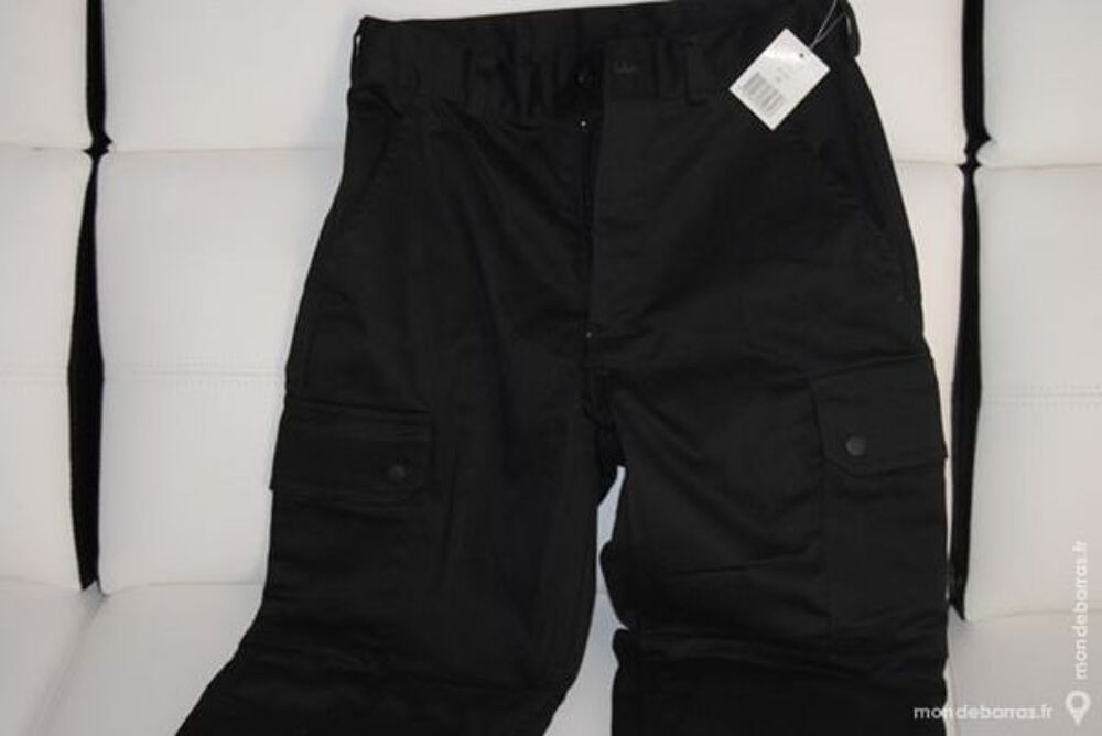 Pantalon d'intervention et s&eacute;curit&eacute; noir neuf T 52 Vêtements