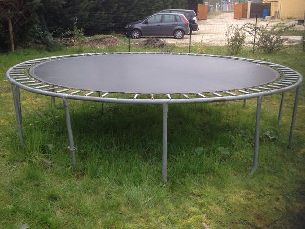 Trampoline 365 cm et &eacute;chelle Sports