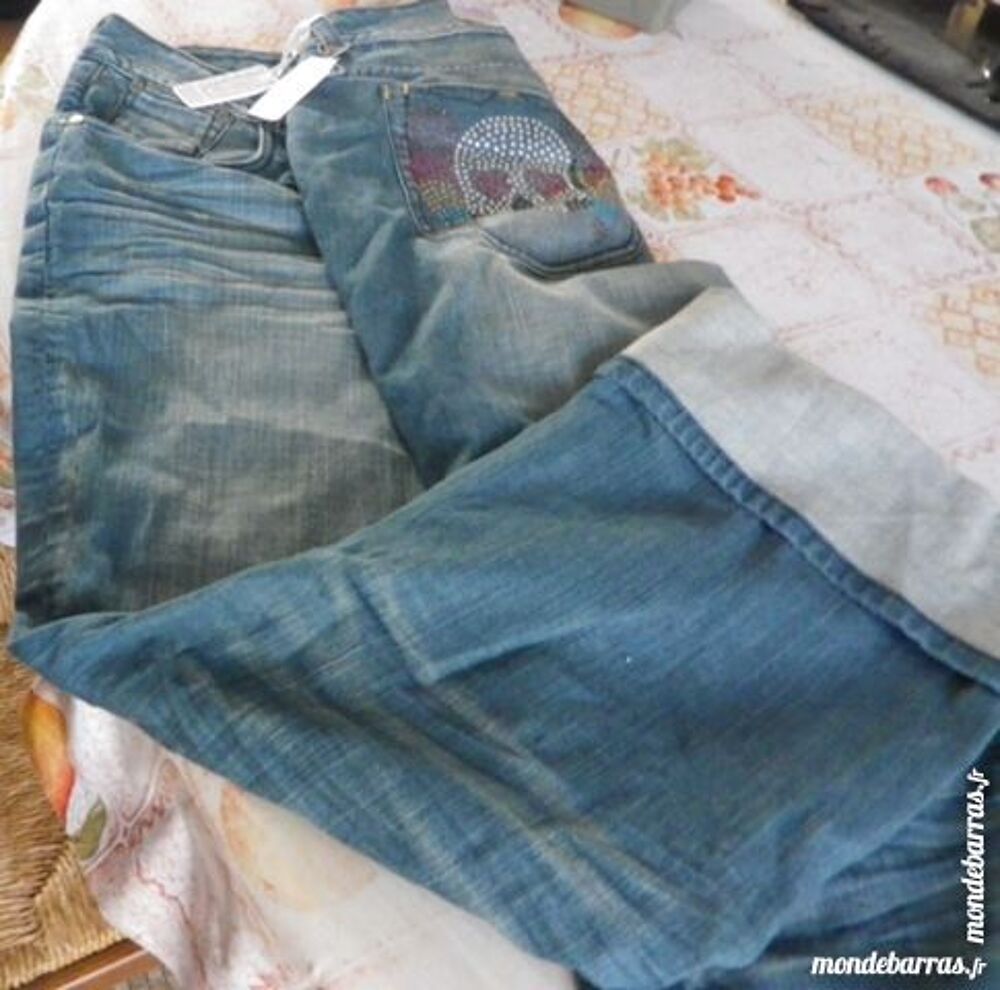 JEAN FEMME TAILLE 50 NEUF AVEC ETIQUETTE Vêtements