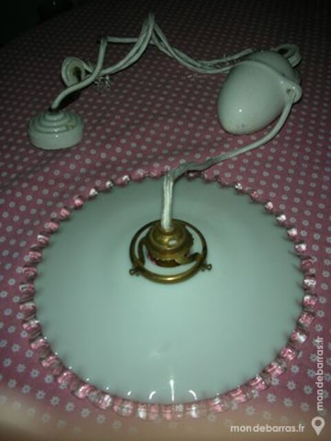 Suspension monte et baisse en porcelaine blanch 85 Thiais (94)