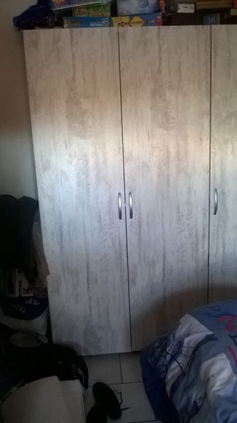 Armoire chambre 0 Rumegies (59)