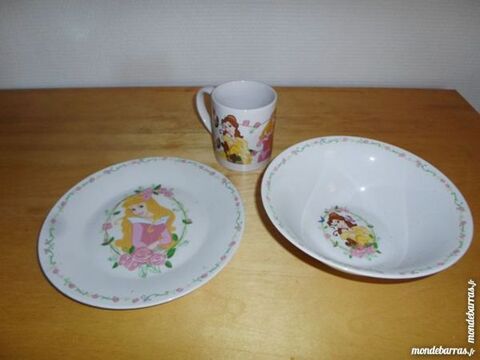 set porcelaine princesses 4 Lille (59)
