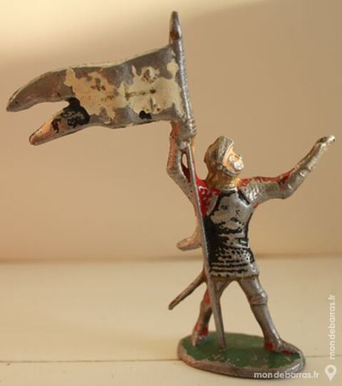 Jeanne d'arc Quiralu Aludo mod�le 1 noir 12 Paris 14 (75)