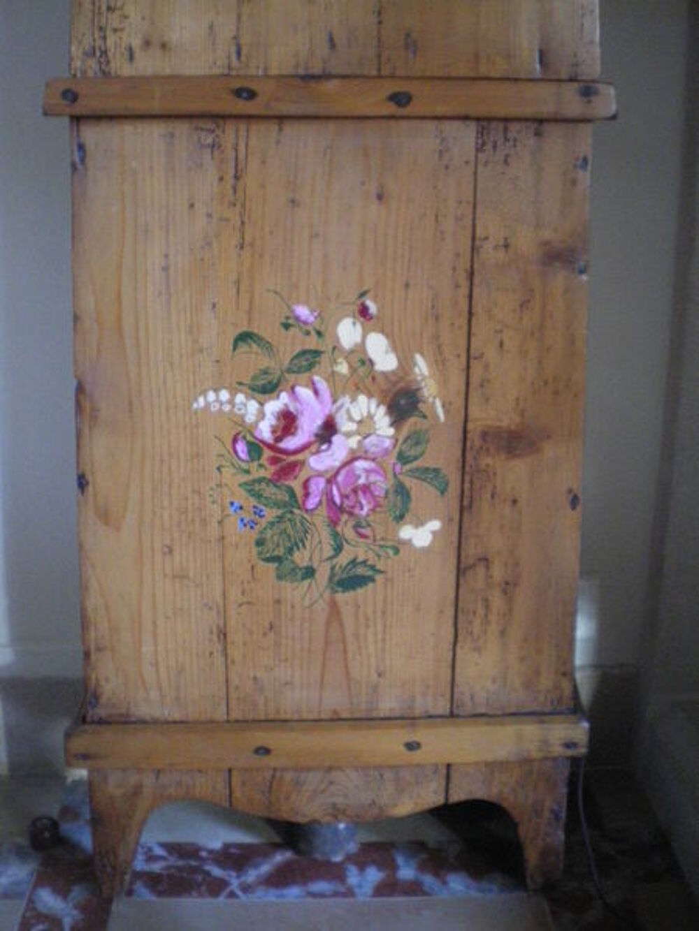 Comtoise ancienne Meubles