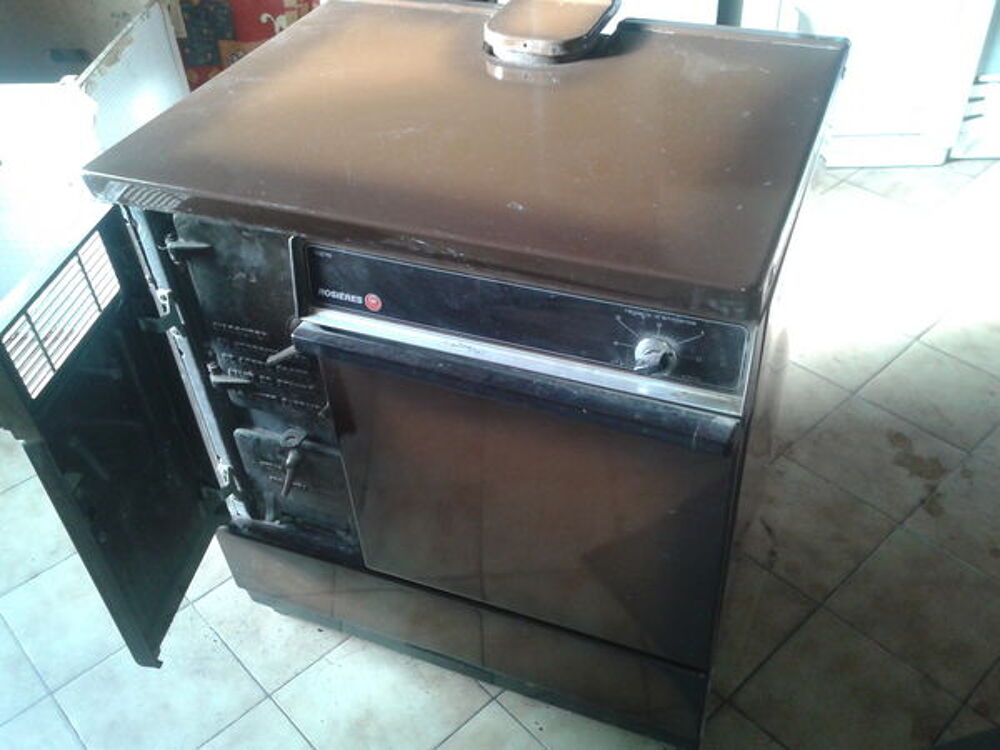 cuisini&eacute;re &agrave; bois Rosi&eacute;res Electroménager