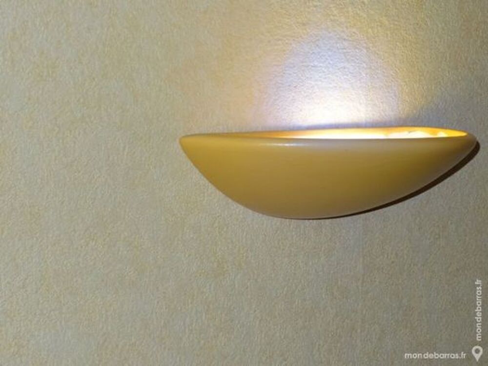 PLAFONNIERS ET VASQUE Décoration