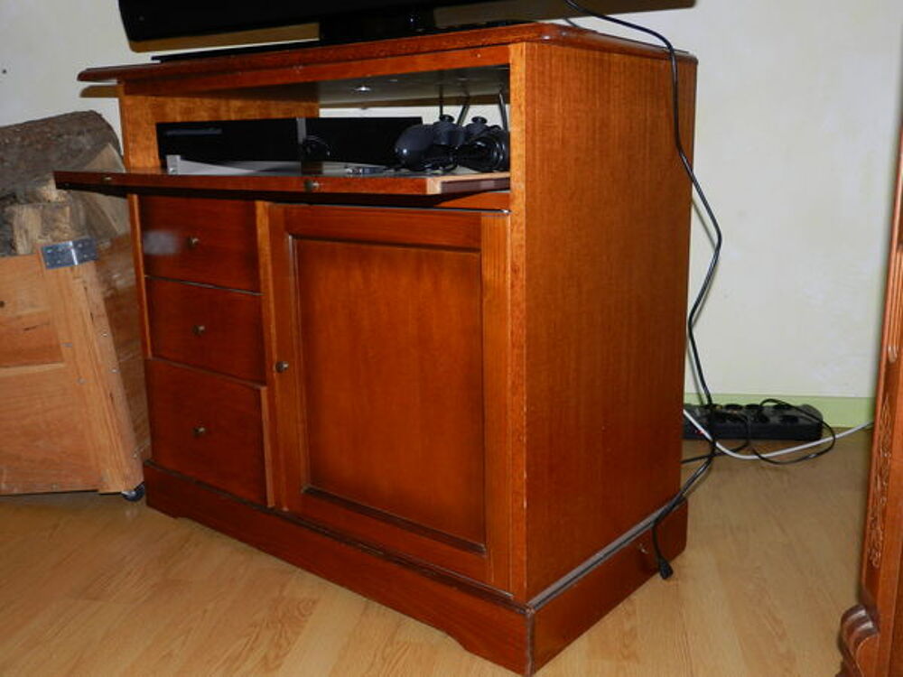 meuble t&eacute;l&eacute; Meubles