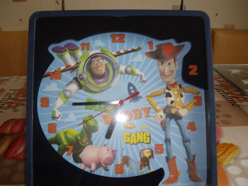 pendule toy story Jeux / jouets