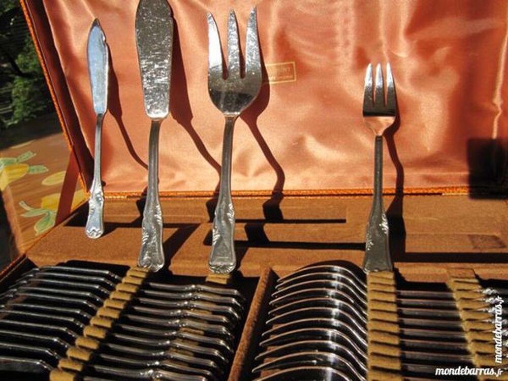 MENAGERE &agrave; POISSON en INOX 12 Couverts Cuisine