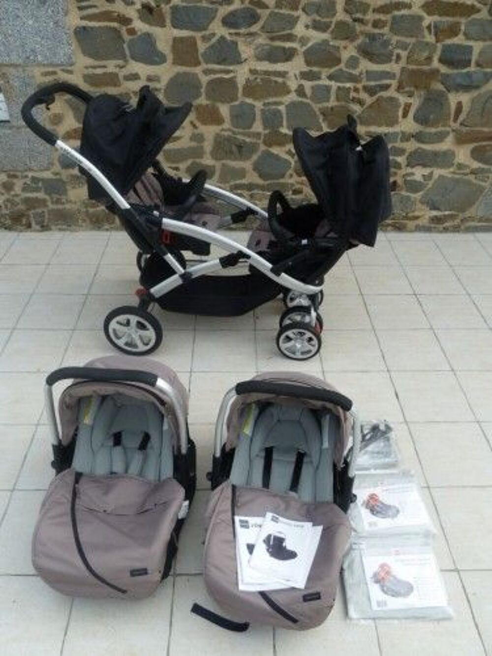 poussette jumeaux Puériculture