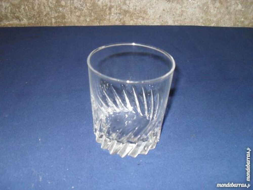 Lot de verres en cristal d'Arques + carafe Cuisine