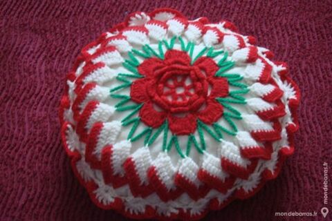 Coussin rouge 4 Vendme (41)