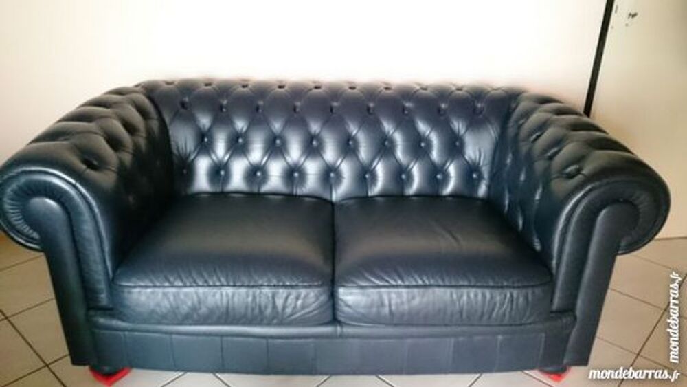 Canap&eacute; Chesterfield cuir marine 2 places fixe Meubles