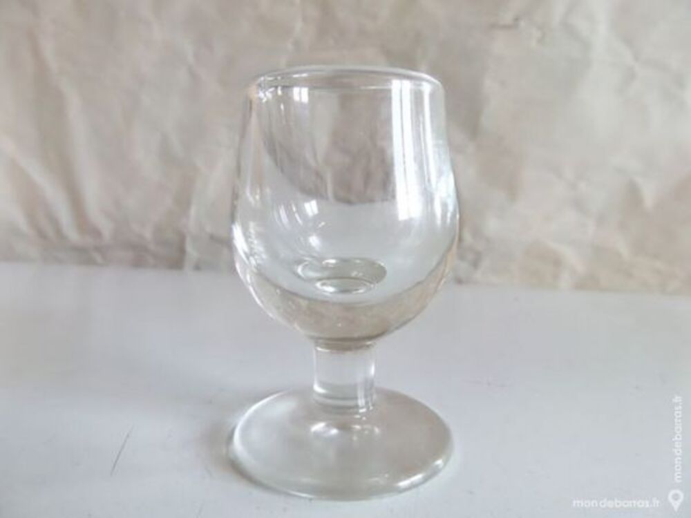 6 verres pour&laquo; le trou normand&raquo; ou &laquo;la goute&raquo; Cuisine