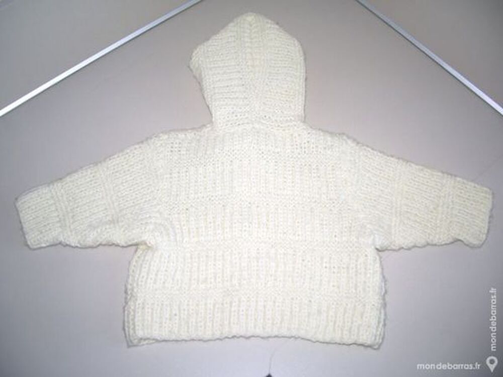 Gilet avec capuche 24 mois Vêtements enfants