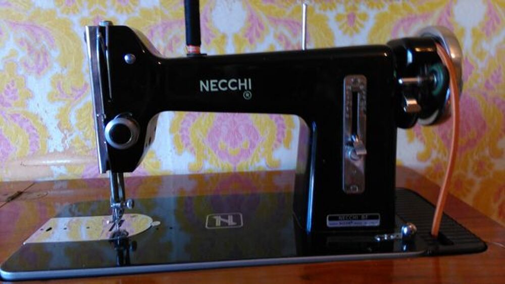 machine &agrave; coudre necchi s&eacute;rie nova Electroménager