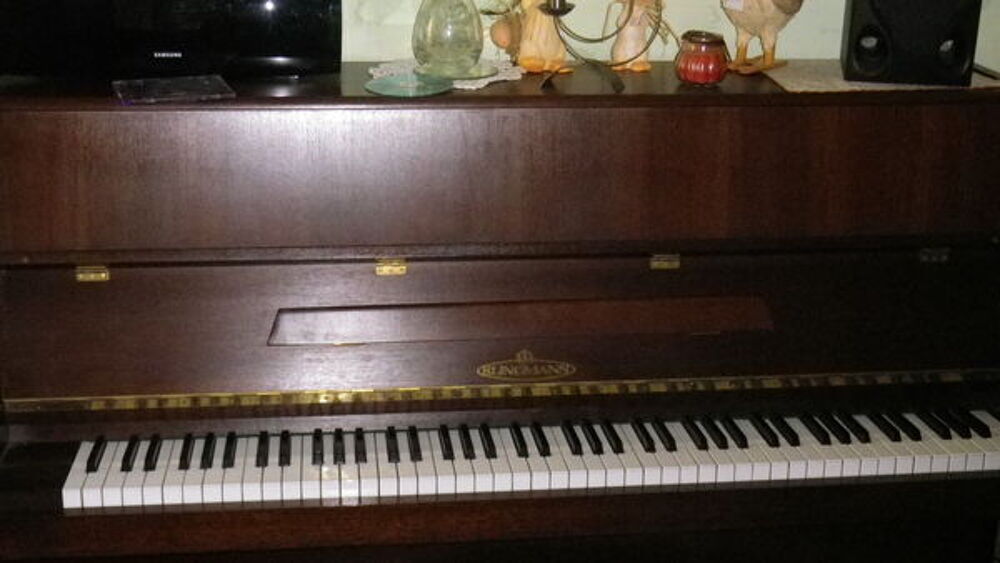Piano droit d'&eacute;tude KLINGMANN Instruments de musique
