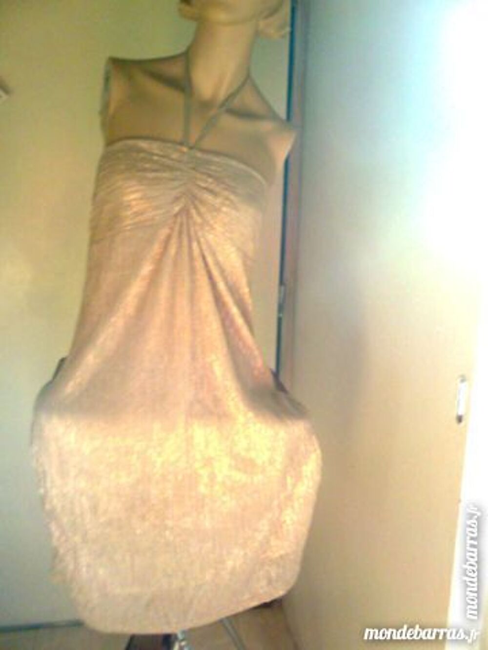 ROBE dor&eacute;e et 2 HAUTS de f&ecirc;te - 38/40 - zoe Vêtements