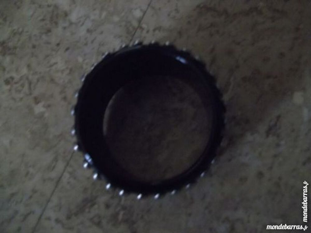 Bracelet rigide Bijoux et montres