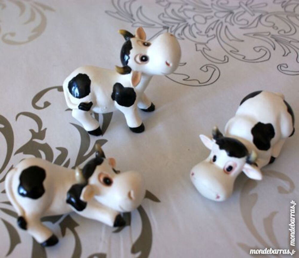 Statuettes vaches en r&eacute;sine Décoration