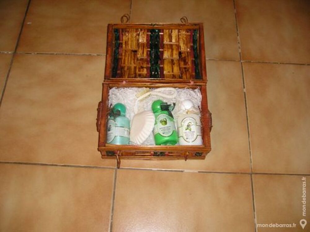 coffret beaut&eacute; en osier complet 