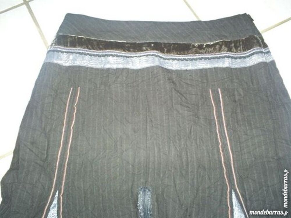 Jupe GARELLA Taille 44 Vêtements