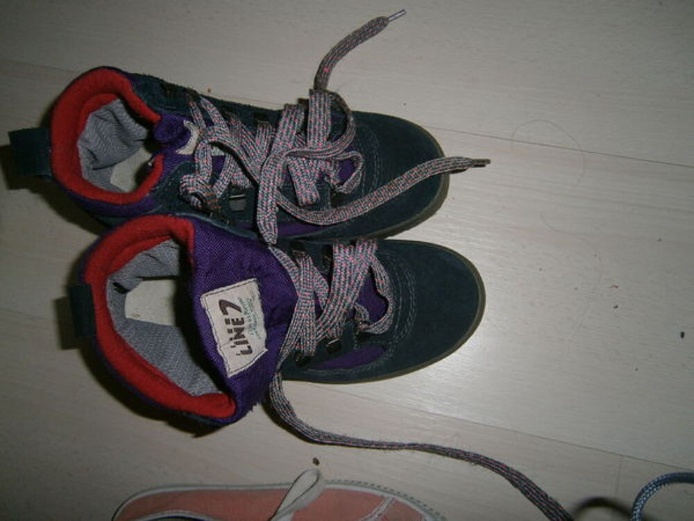 chaussures de marche et converses taille 35 Chaussures