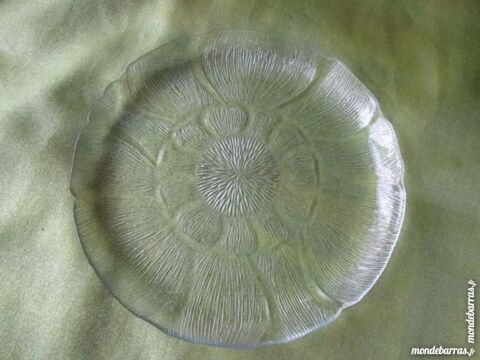 6 Grandes assiette en verre transparente 18 Goussainville (95)