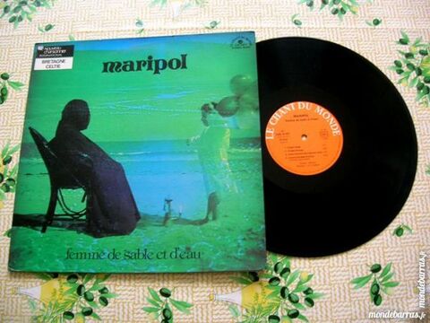 33 TOURS MARIPOL Femme de sable et d'eau  49 Nantes (44)