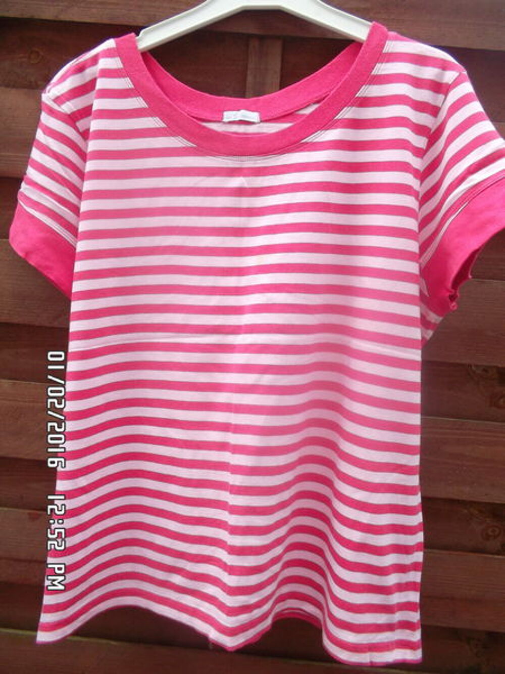TEE SHIRT ROSE A RAYURES*JUSTE 1E*KIKI60230 Vêtements