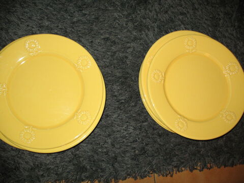 lot de 10 assiettes rondes jaunes à dessin 10 La Valette-du-Var (83)