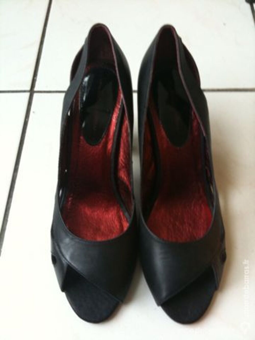 CHAUSSURES DE MARQUE &laquo;MELLOW YELLOW &raquo; Chaussures