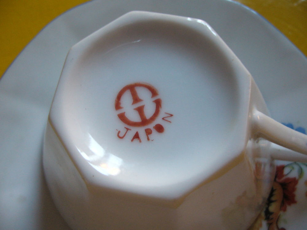 Tasses anciennes en porcelaine japonaise Cuisine