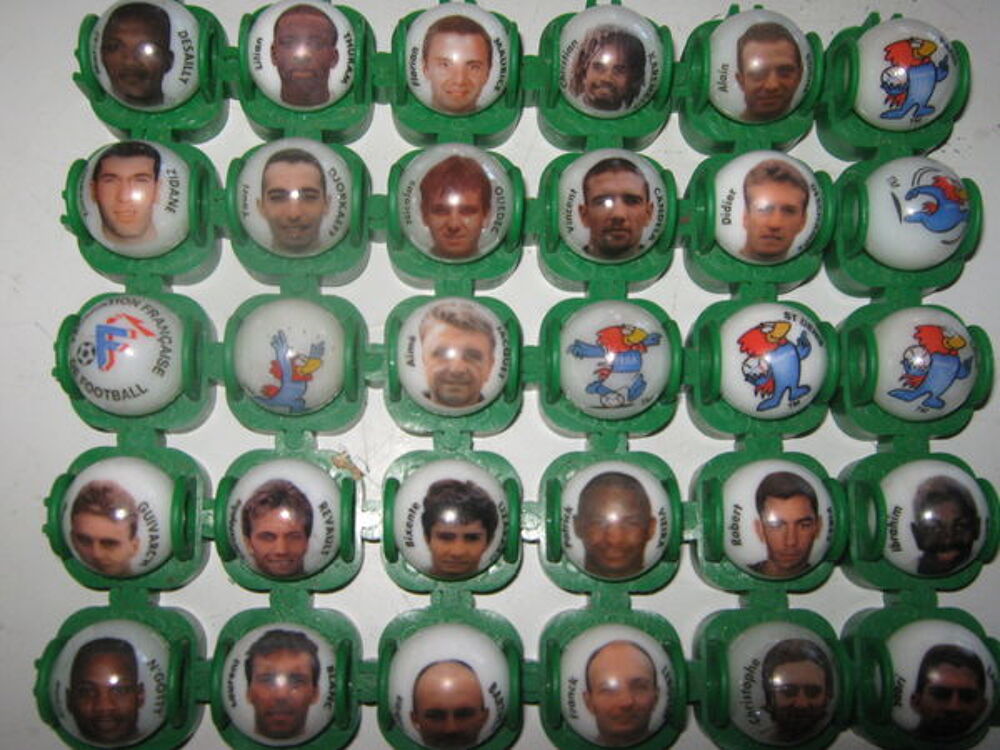 22 joueurs equipe de france foot champion du monde 