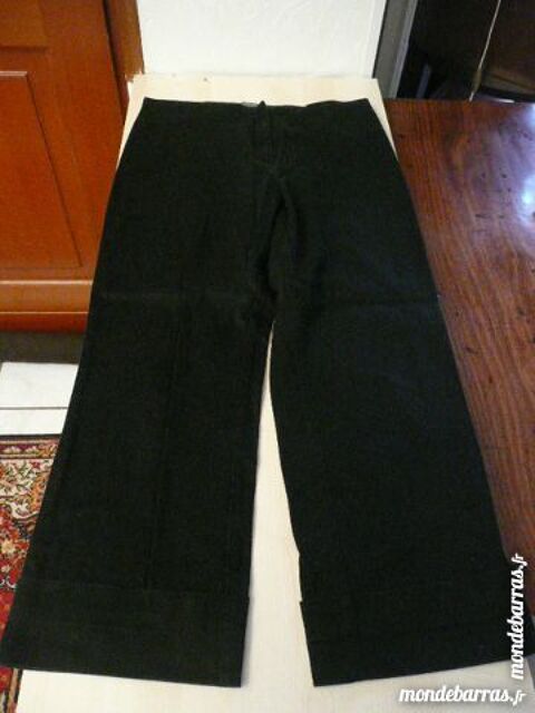PANTACOURT NOIR LA MODE EST A VOUS T42 3 Escalquens (31)