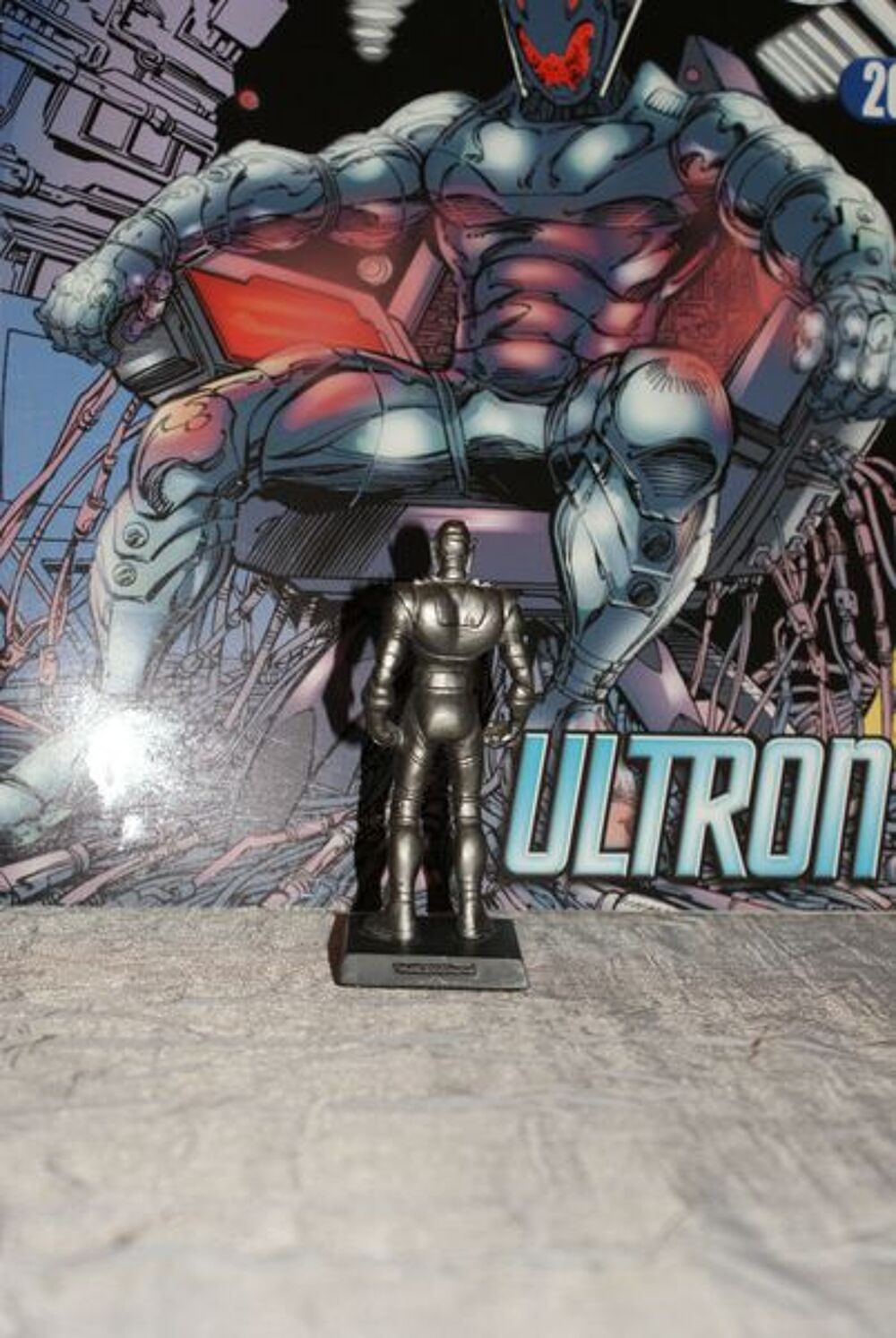 figurine en plomb "marvel eaglemoss" ULTRON 