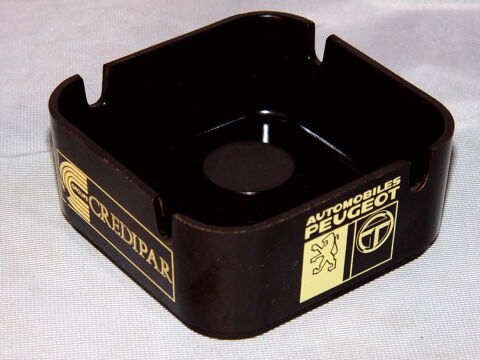 Cendrier publicitaire PEUGEOT TALBOT bakelite 10 Dunkerque (59)