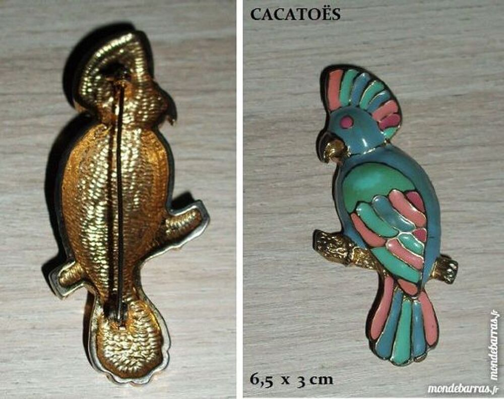 &laquo;PERROQUETS&raquo; deux broches vintage Bijoux et montres