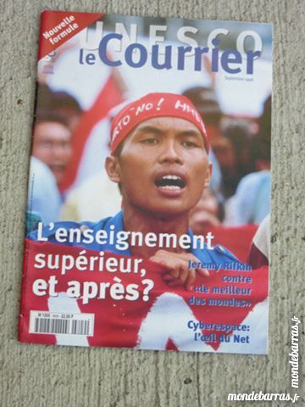 Journaux le courrier de l'unesco Livres et BD