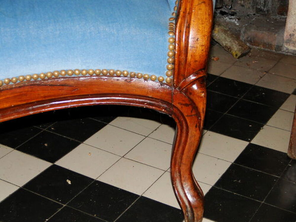 canap&eacute; tissu style louis XV Meubles