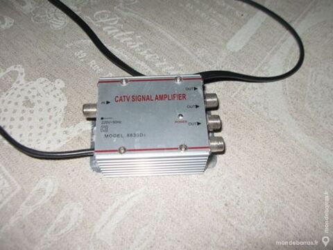 Ampli télé (paraboles) intérieur 220v 3 sorties 7 La Valette-du-Var (83)
