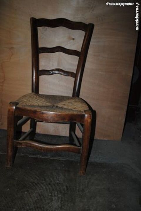 chaise dite nourissire 18 Blaye-les-Mines (81)