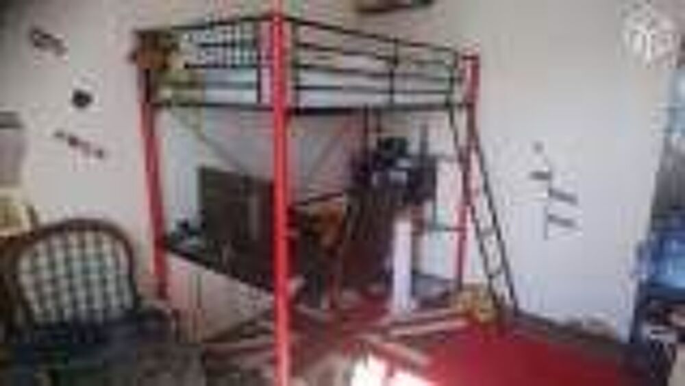 Lit mezzanine avec bureau en m&eacute;tal Meubles