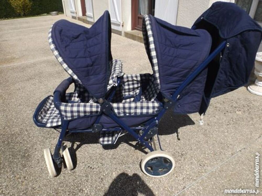 poussette double Puériculture