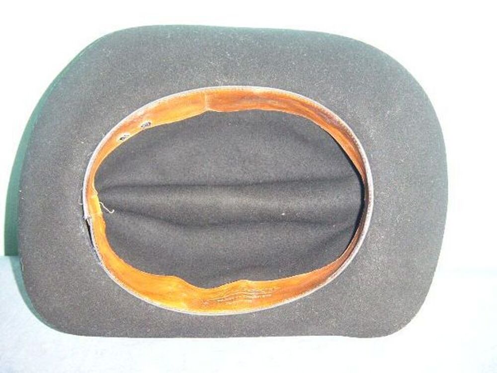 Chapeau Coup&eacute; Court Du Borsalino (Type Borsalino) Bijoux et montres