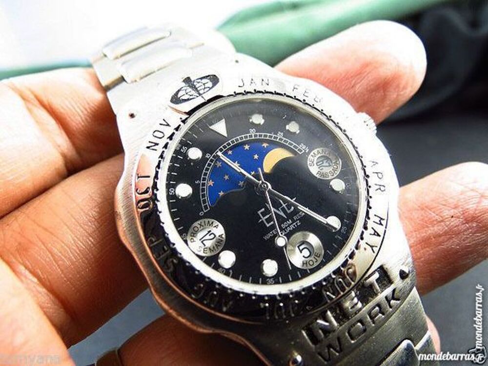 NETWORK MOONPHASE montre triple date DIV0419 Bijoux et montres