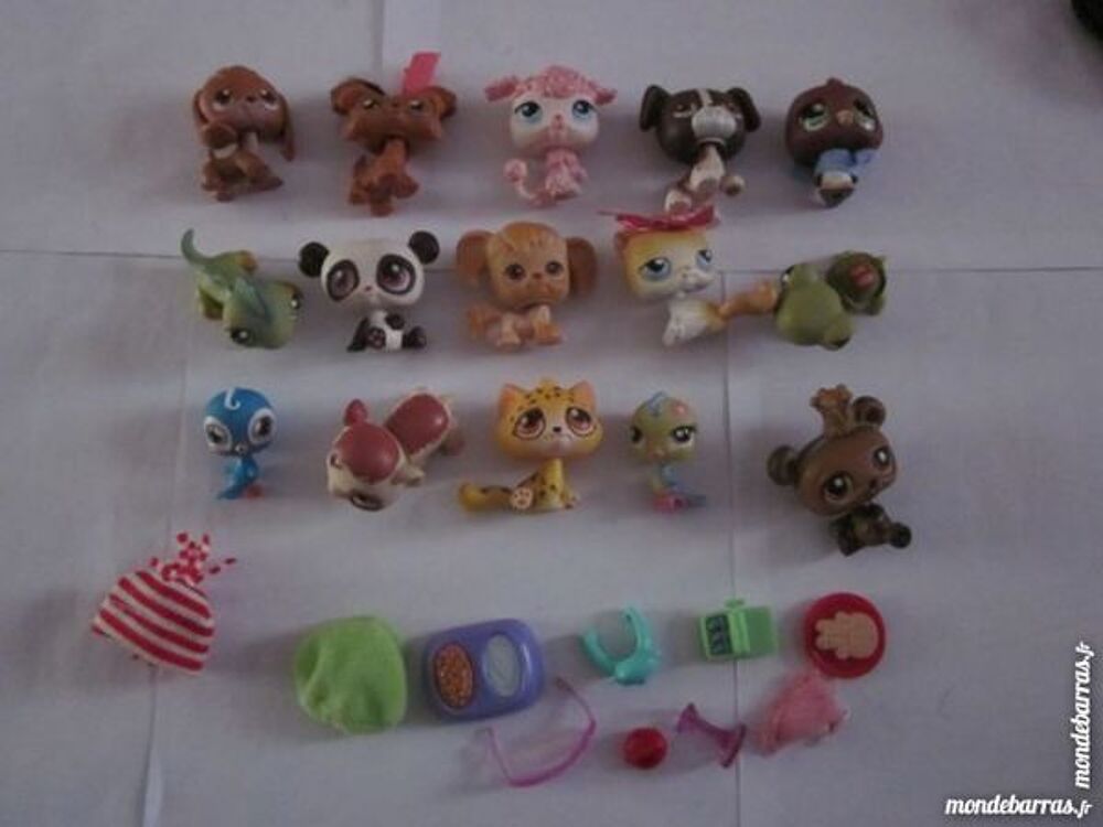 LOT DE 15 PETSHOP Jeux / jouets