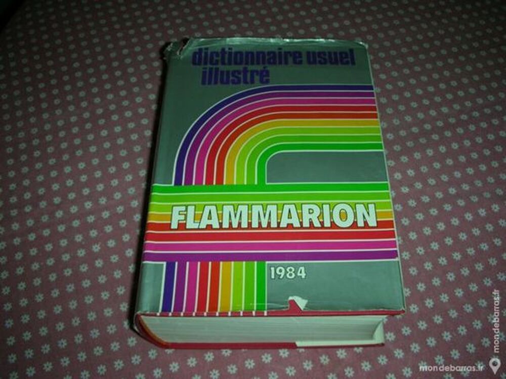 Dictionnaire usuel illustr&eacute; Livres et BD