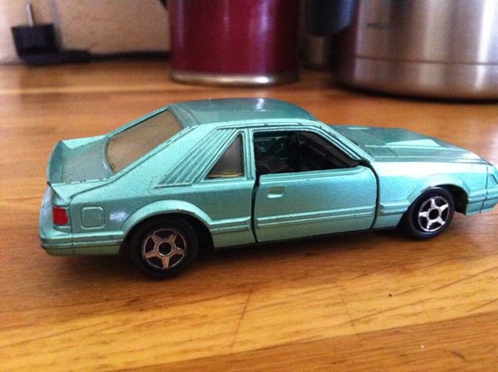 FORD MUSTANG NOREV 
